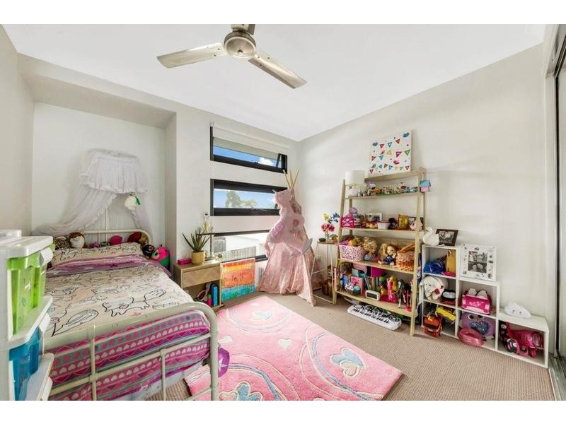 1/1 Wedgetail Road, Clinton QLD 4680