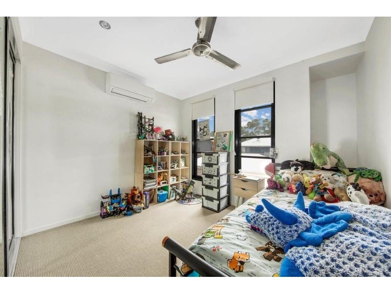 1/1 Wedgetail Road, Clinton QLD 4680