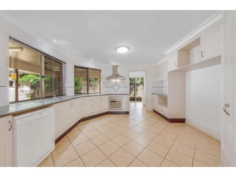 23 Geoffrey Thomas Drive, Tannum Sands QLD 4680