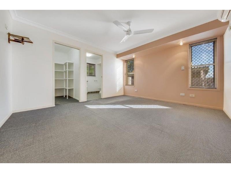 23 Geoffrey Thomas Drive, Tannum Sands QLD 4680