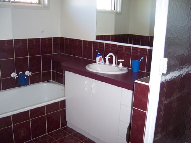 4 Ashton Street, Telina QLD 4680