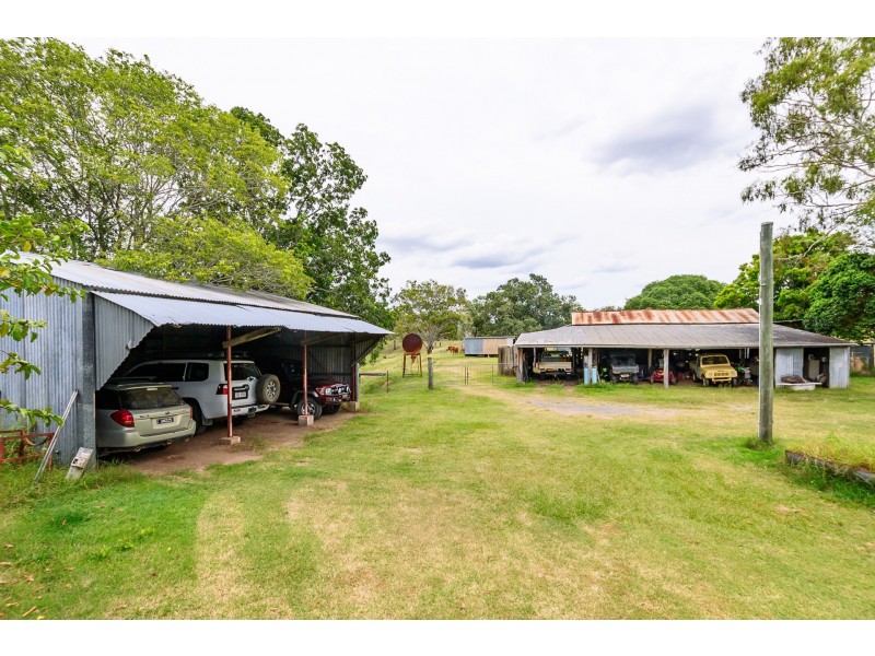 357 Marsh Road, Wooderson QLD 4680
