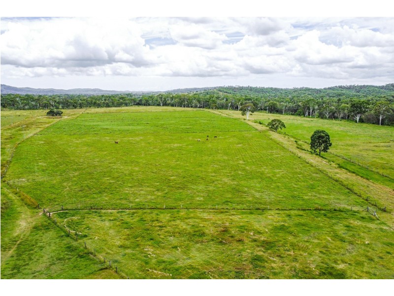 357 Marsh Road, Wooderson QLD 4680