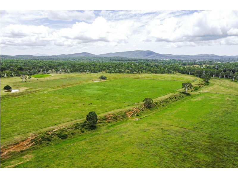 357 Marsh Road, Wooderson QLD 4680