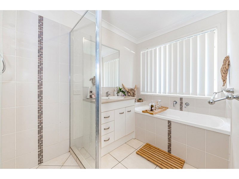 14 Abbey Place, Calliope QLD 4680