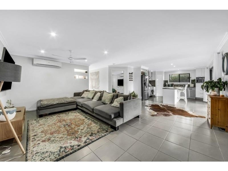 6 Monterey Way, Calliope QLD 4680