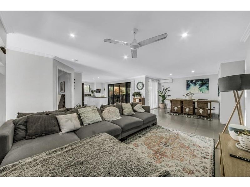 6 Monterey Way, Calliope QLD 4680