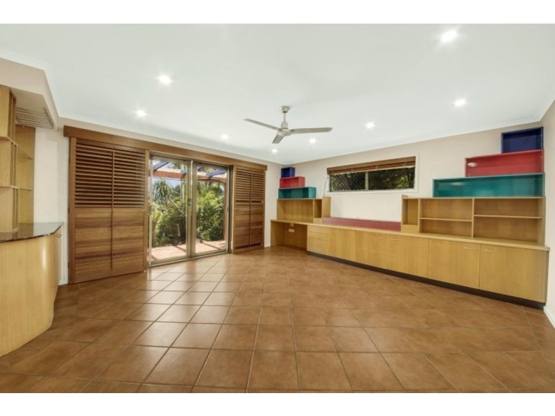 45 Wilson Street, New Auckland QLD 4680