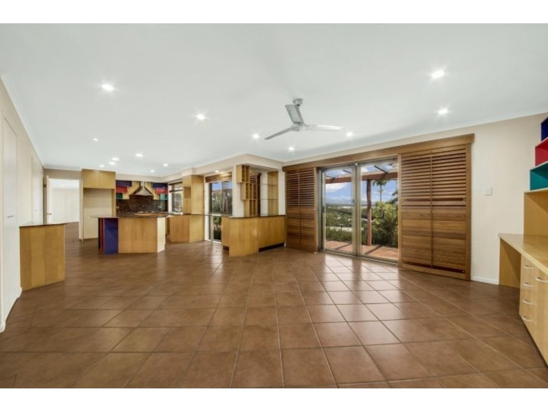 45 Wilson Street, New Auckland QLD 4680