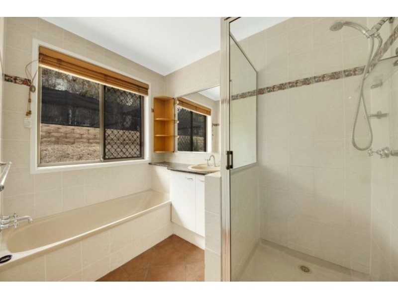 45 Wilson Street, New Auckland QLD 4680