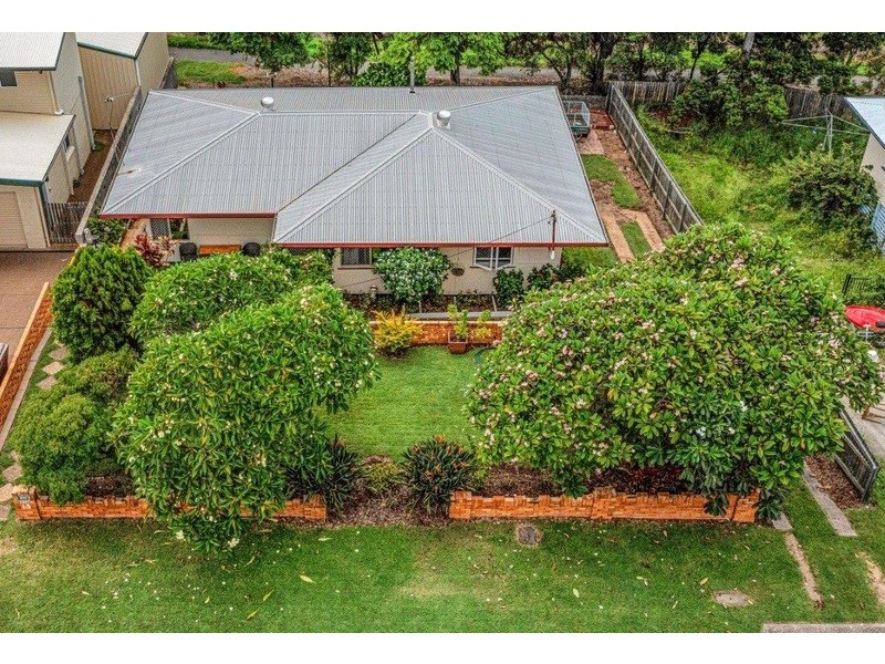 15 Coase Street, West Gladstone QLD 4680
