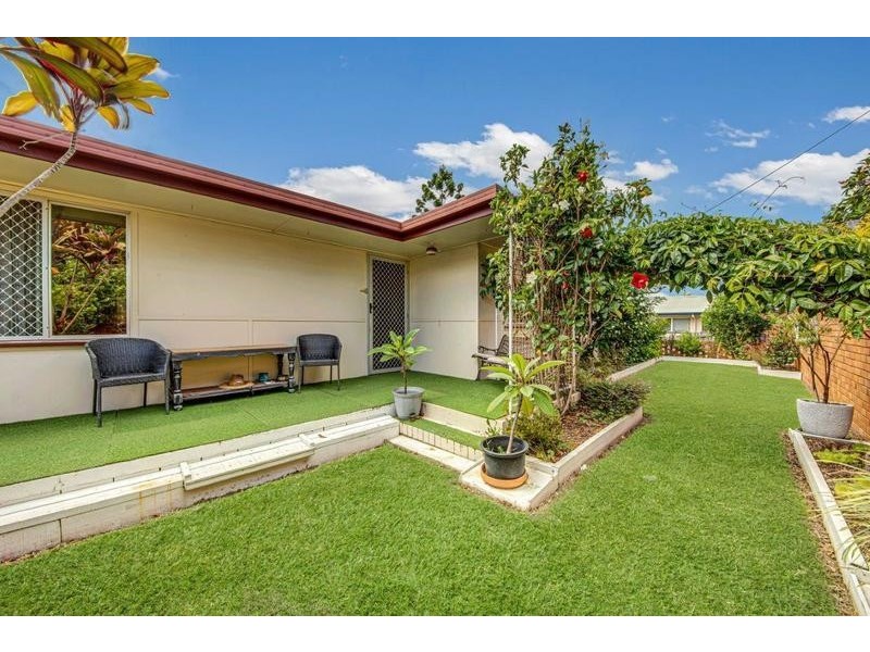 15 Coase Street, West Gladstone QLD 4680
