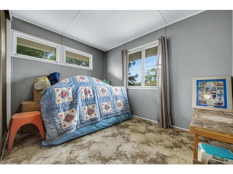 15 Coase Street, West Gladstone QLD 4680