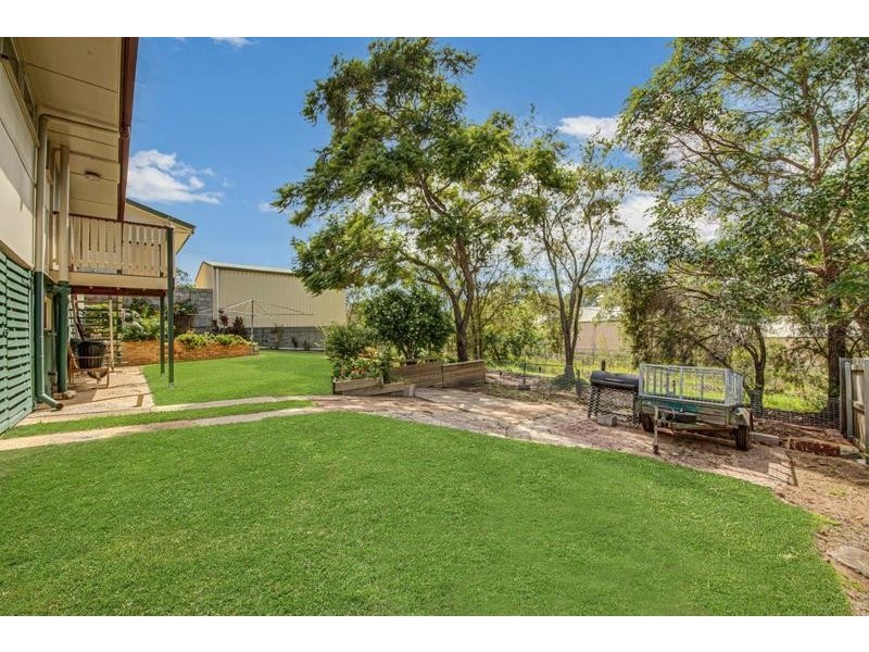 15 Coase Street, West Gladstone QLD 4680