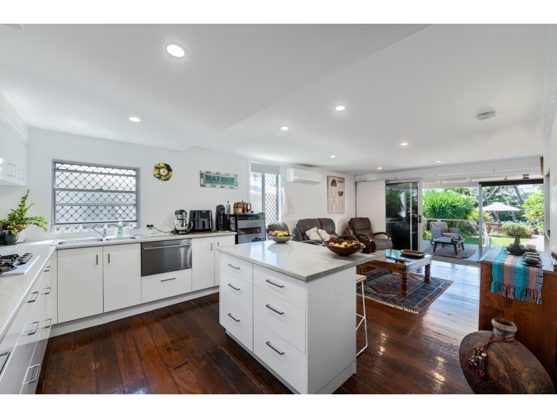 18 The Oaks Road, Tannum Sands QLD 4680