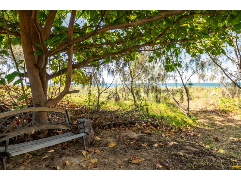 18 The Oaks Road, Tannum Sands QLD 4680