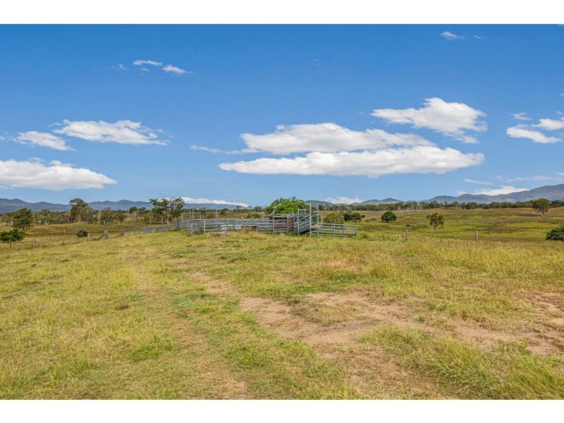 223-279 GENTLE ANNIE ROAD, Boyne Valley QLD 4680