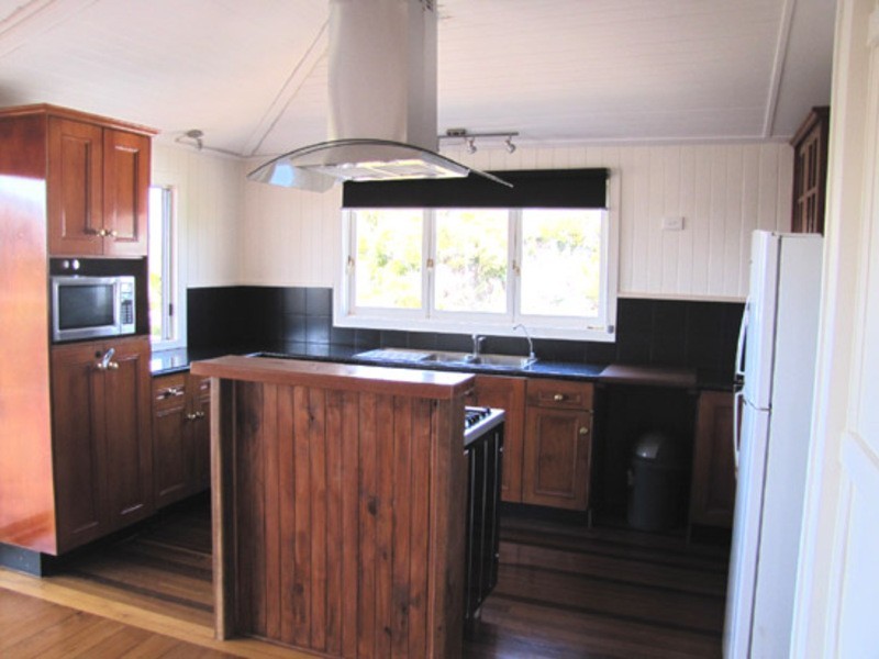 90 Malpas Street, Boyne Island QLD 4680