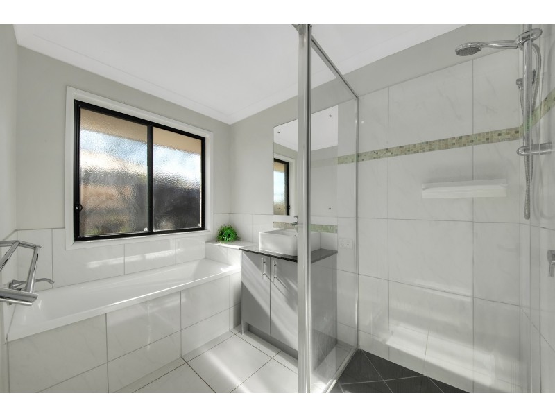 33 Nanando Drive, Calliope QLD 4680
