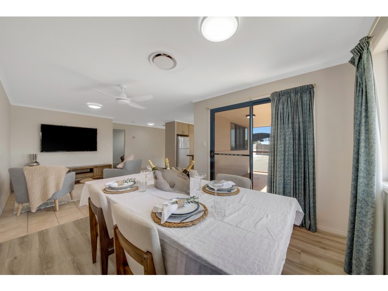 1 & 2/113A Central Lane, Gladstone QLD 4680