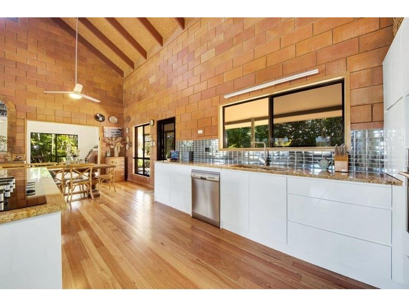 2390 Dawson Hwy, Calliope QLD 4680