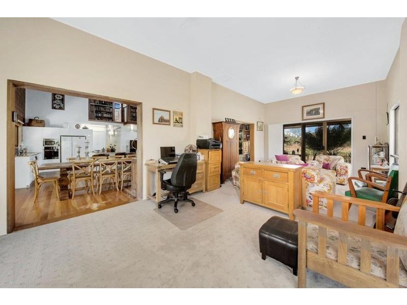 2390 Dawson Hwy, Calliope QLD 4680