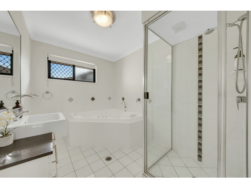 5 Loveday Place, Calliope QLD 4680