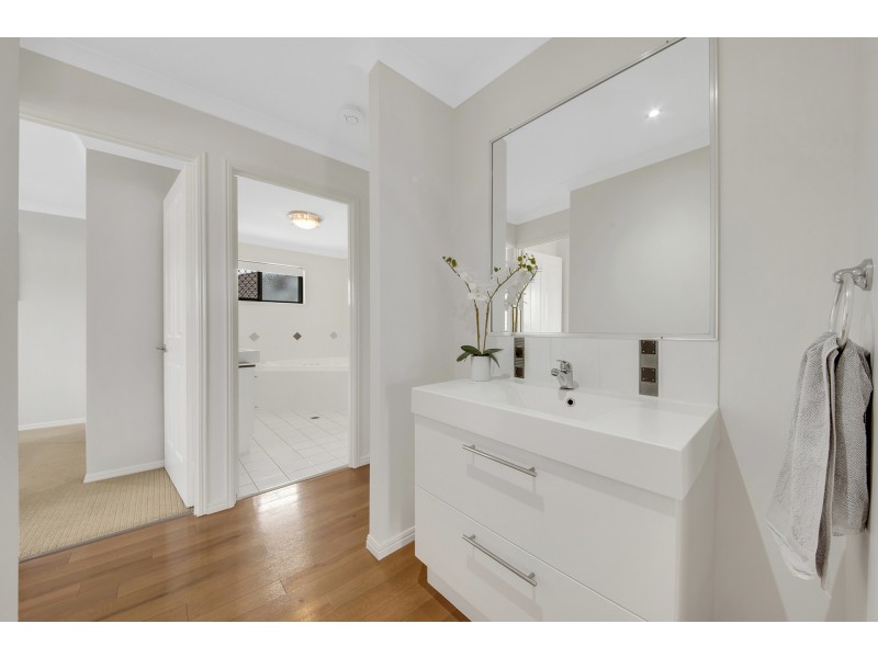 5 Loveday Place, Calliope QLD 4680