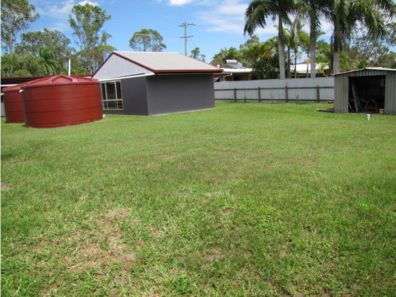 8 Harvey Rd, Beecher QLD 4680