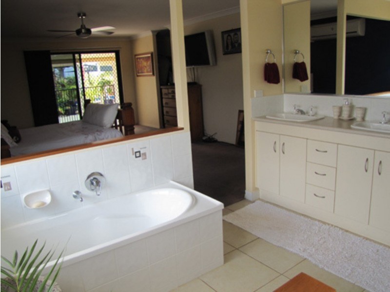 2  Walker Drive, Calliope QLD 4680