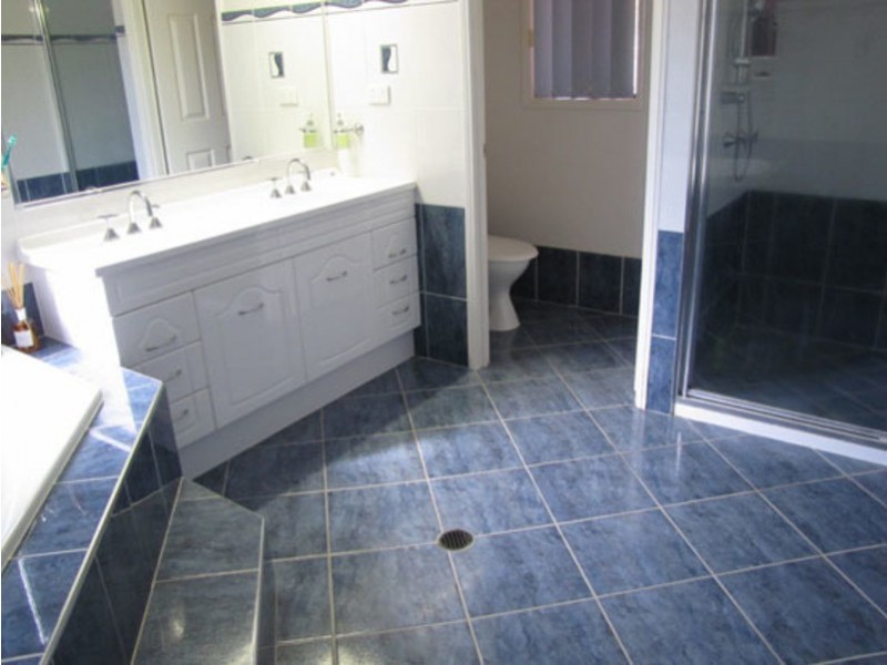 5 Sydney Street, Calliope QLD 4680