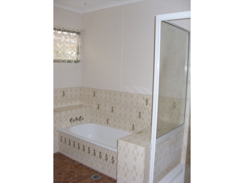 10 Katherine Road, Calliope QLD 4680