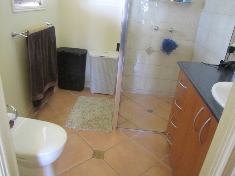 6 Morris Avenue, Calliope QLD 4680