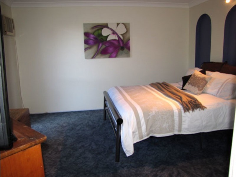 11 Ironmonger Street, Calliope QLD 4680