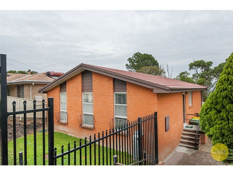 23 Delasala Drive, Macquarie Hills NSW 2285