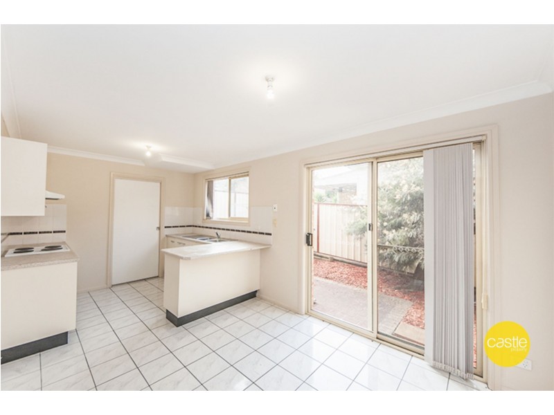 2/1 Gen St, Belmont NSW 2280