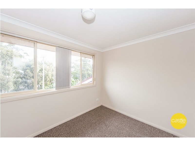 2/1 Gen St, Belmont NSW 2280