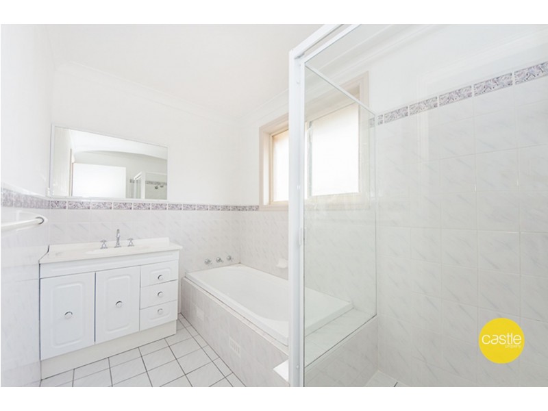 2/1 Gen St, Belmont NSW 2280