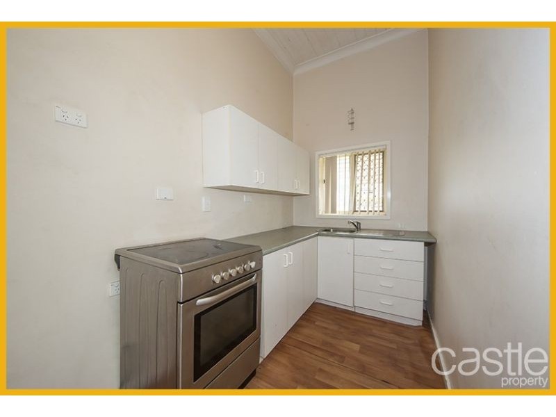 37 Donald St, Hamilton NSW 2303