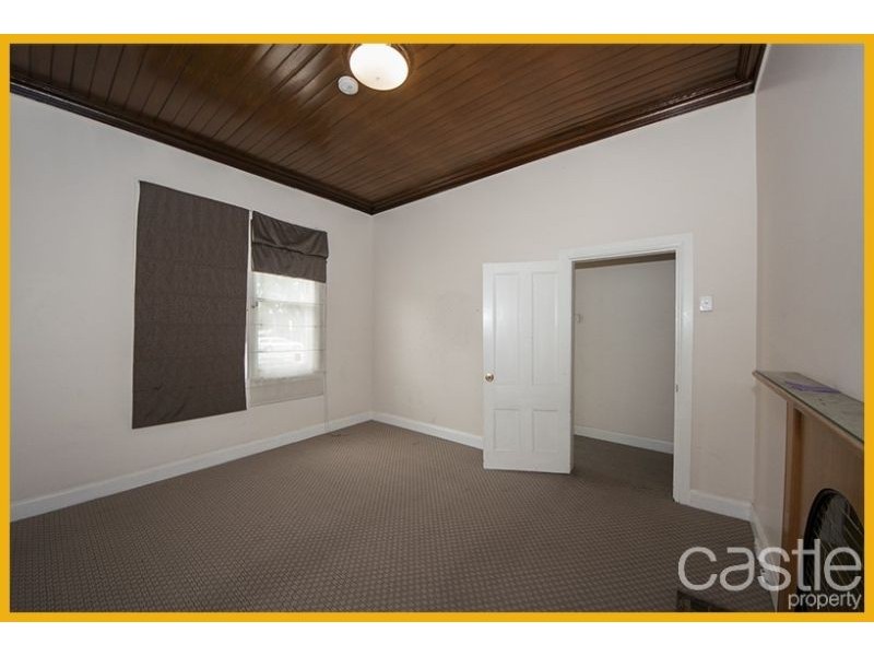 2/39 Donald St, Hamilton NSW 2303