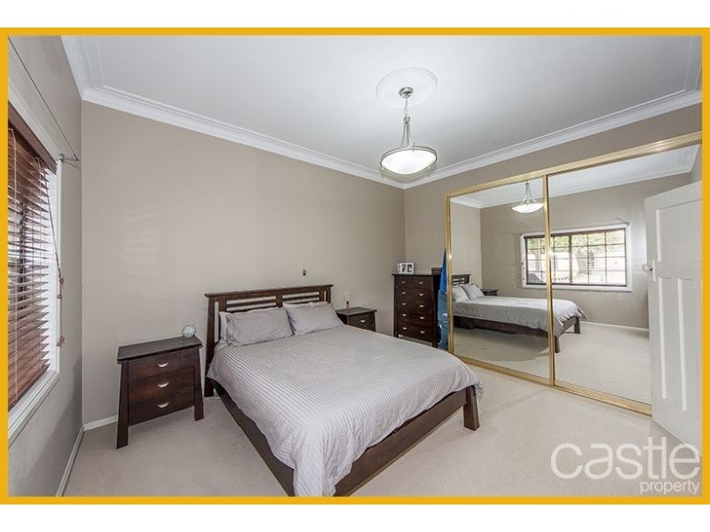 37 Crebert St, Mayfield East NSW 2304