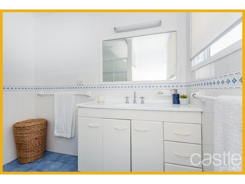 232A Kilaben Rd, Kilaben Bay NSW 2283