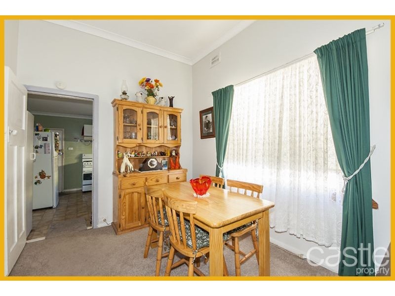 39 Braye St, Mayfield NSW 2304