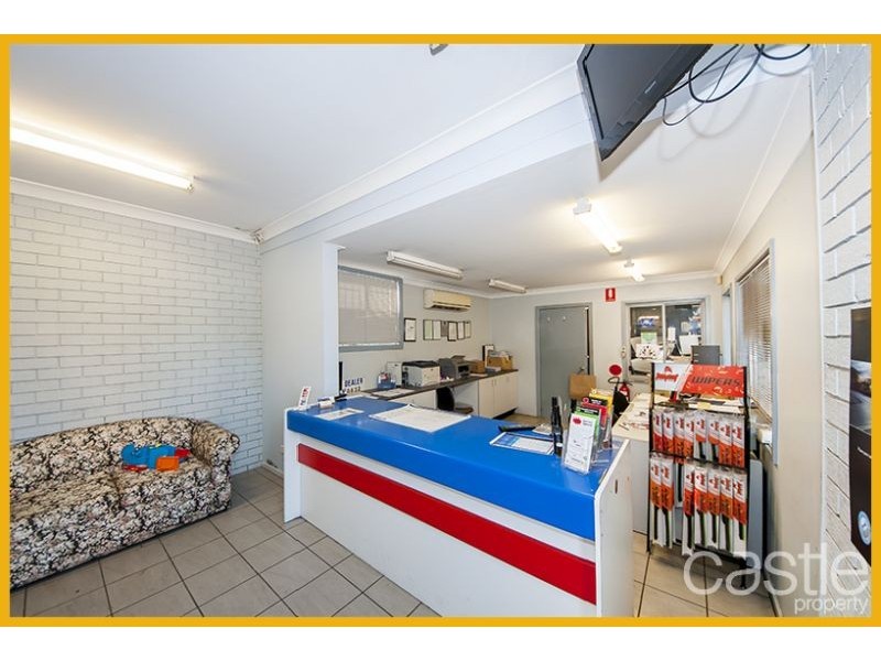 38 Medcalf St, Warners Bay NSW 2282