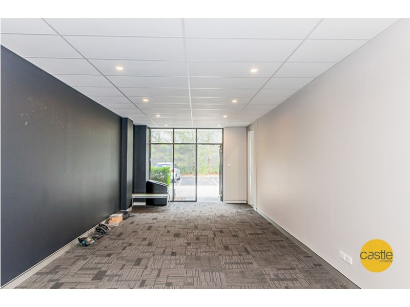 4/6 Frost Dr, Mayfield West NSW 2304