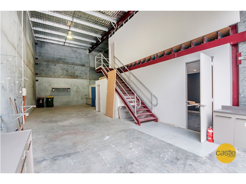 4/6 Frost Dr, Mayfield West NSW 2304