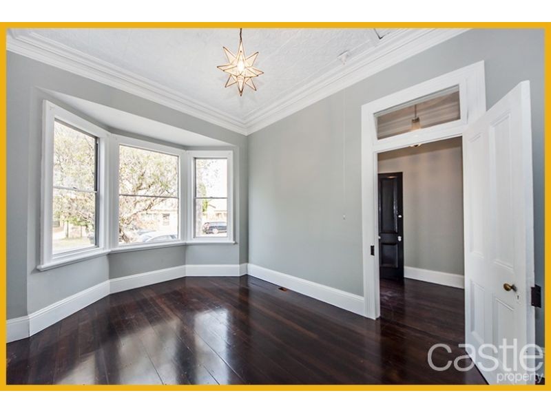 60 Lawson St, Hamilton NSW 2303