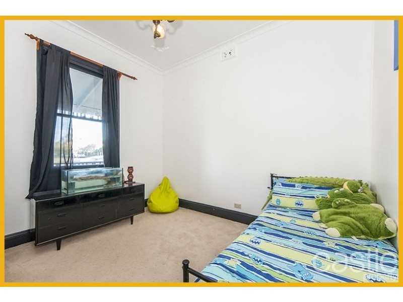 10 Cleary St, Hamilton NSW 2303