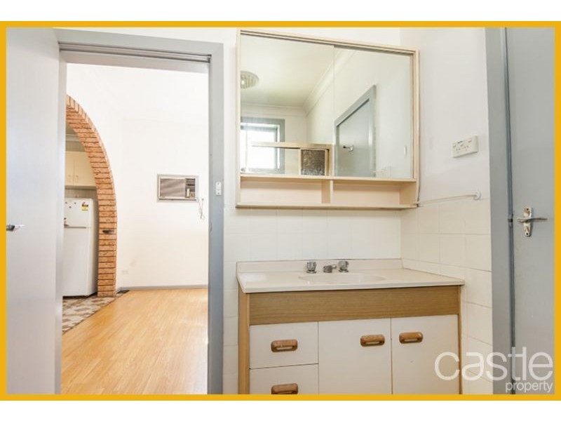 2 Devon St, Hamilton NSW 2303