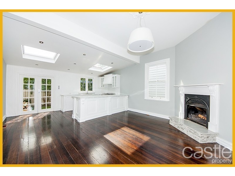 60 Lawson St, Hamilton NSW 2303